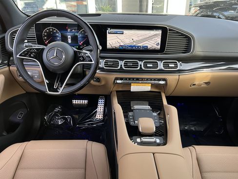 New 2026 Mercedes-Benz GLS 580 GLS 580 image 18