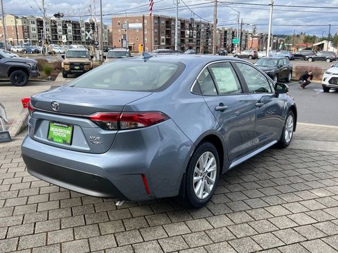 New 2026 Toyota Corolla XLE image 5