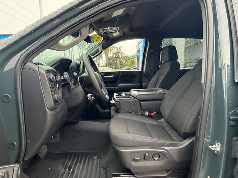 Used 2026 Chevrolet Silverado 1500 Custom Trail Boss AWD/4WD image 9