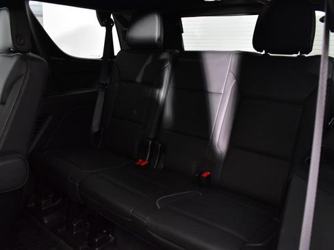 Used 2022 GMC Yukon Denali w/ Denali Ultimate Package image 32