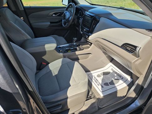 Used 2019 Chevrolet Traverse LT image 9