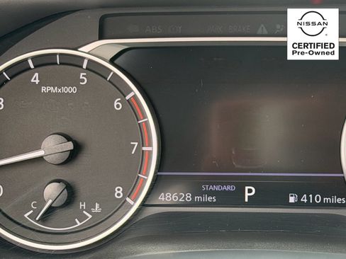 Certified 2025 Nissan Rogue SV FWD image 24