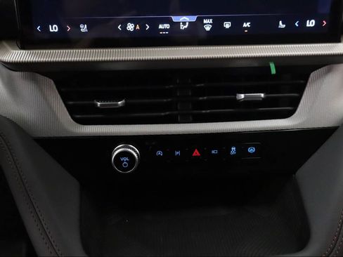 New 2026 Ford Explorer Active w/ Active Comfort Package AWD/4WD image 10