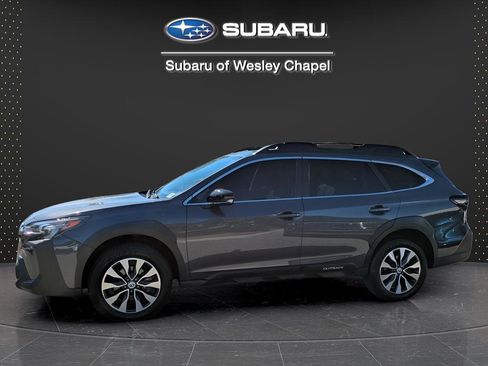 Certified 2025 Subaru Outback Premium AWD/4WD image 7