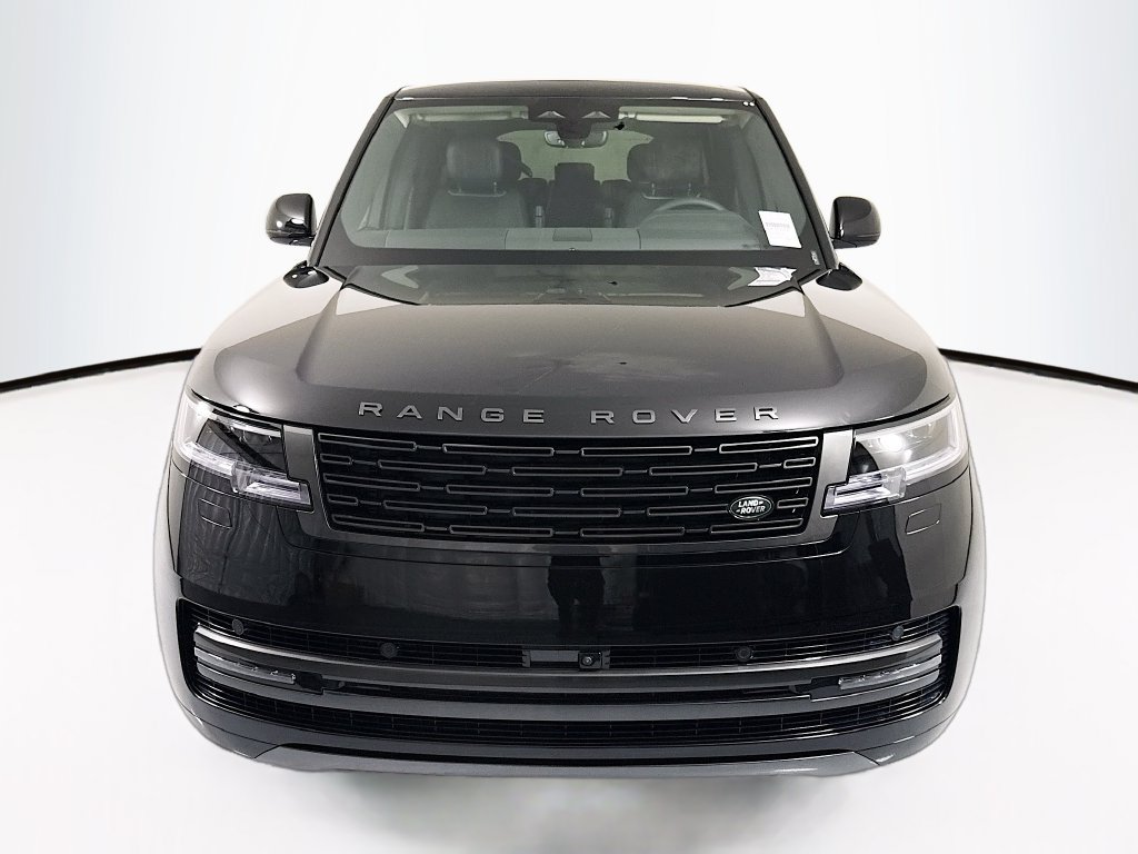 New 2026 Land Rover Range Rover Long Wheelbase SE AWD/4WD image 2