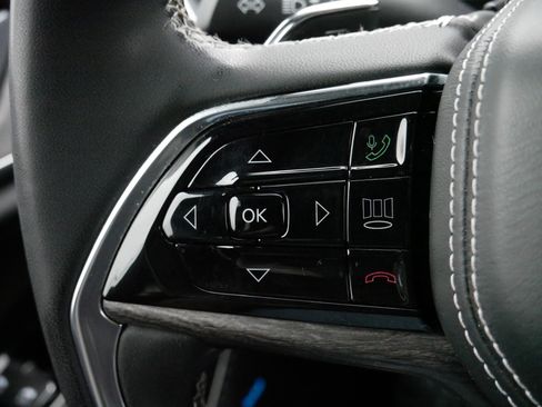 Used 2023 Jeep Grand Cherokee L Overland image 26