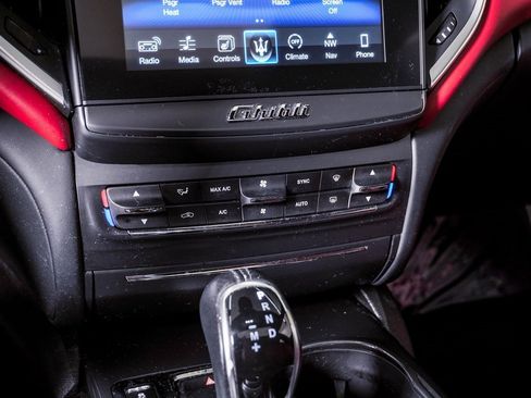 Used 2017 Maserati Ghibli S Q4 image 23