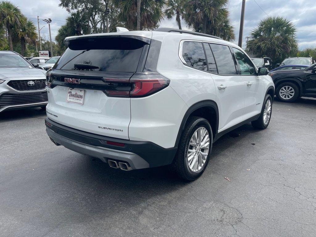 Used 2026 GMC Acadia Elevation w/ Elevation Premium Package AWD/4WD image 6