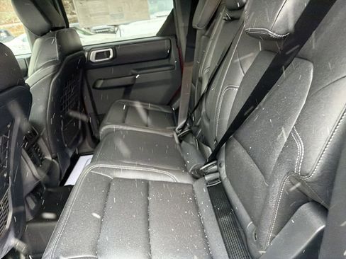 New 2025 Ford Bronco Badlands AWD/4WD image 12