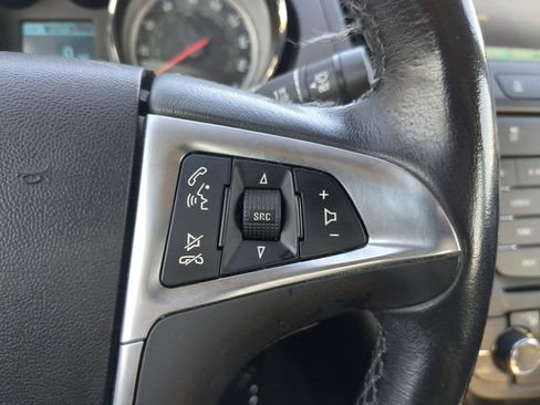 Used 2013 Buick Regal Premium image 20