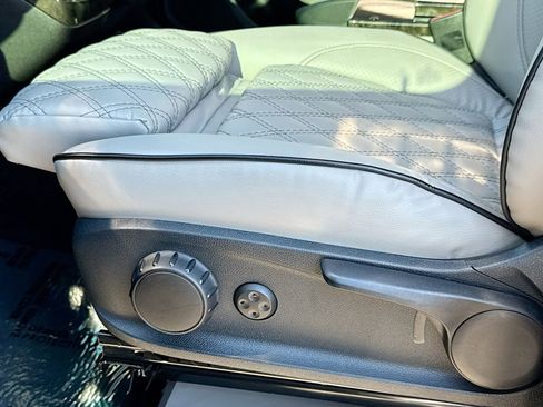 Used 2021 Mercedes-Benz Sprinter 3500 image 18