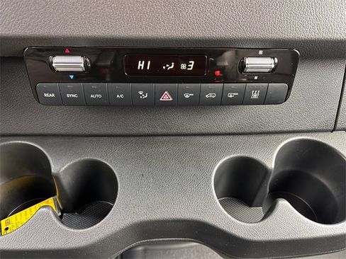 Used 2025 Mercedes-Benz Sprinter 2500 image 24