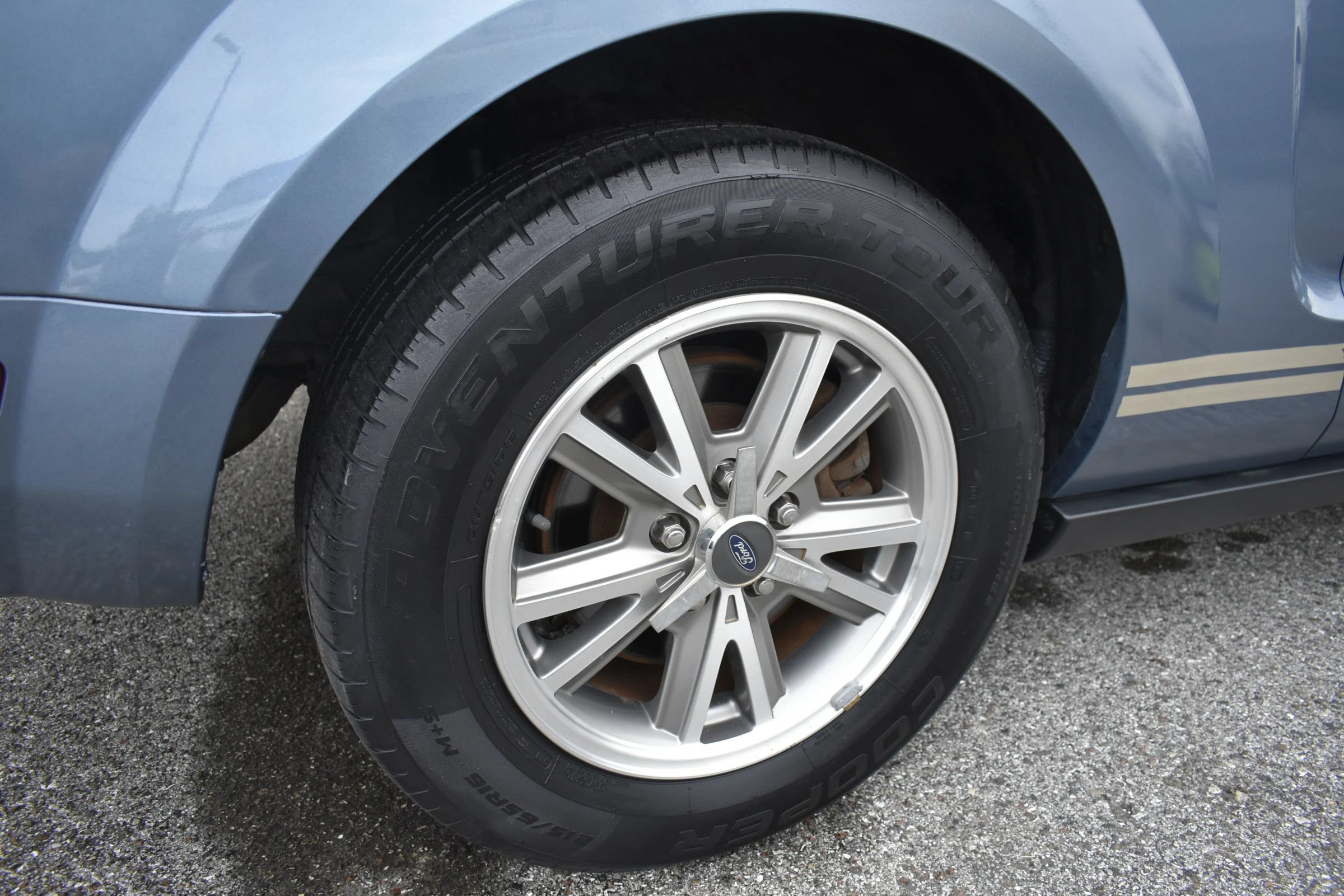 Used 2005 Ford Mustang Coupe RWD image 19
