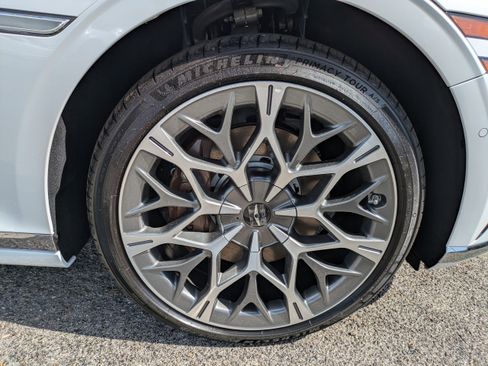 New 2026 Genesis G90 3.5T image 8