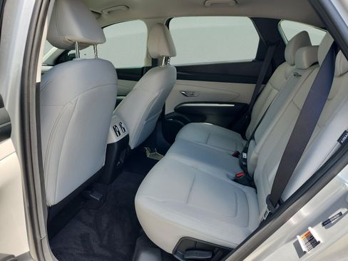 Used 2025 Hyundai Tucson SEL FWD image 17