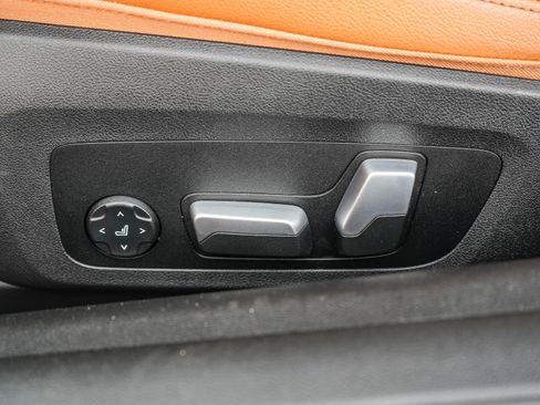 Used 2024 BMW M440i Coupe w/ Premium Package image 21