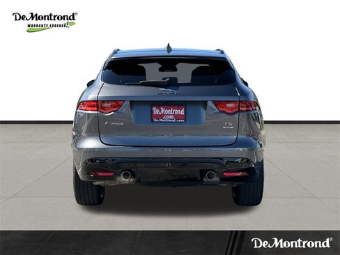 Used 2018 Jaguar F-PACE S image 6