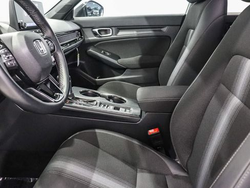 Used 2025 Honda Civic Sport image 17