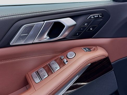 New 2027 BMW X7 xDrive40i AWD/4WD image 23