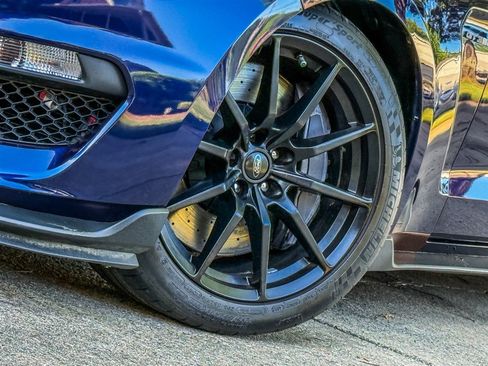 Used 2018 Ford Mustang Shelby GT350 RWD image 6