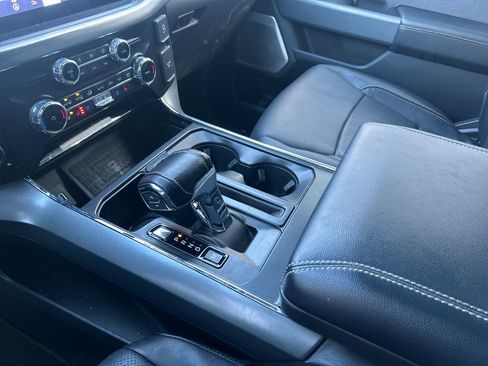 Used 2022 Ford F150 Lariat w/ Equipment Group 502A High image 18