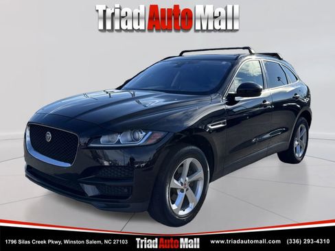 Used 2017 Jaguar F-PACE 20d Sport Utility 4D image 9