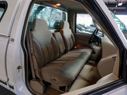 Used 1998 Chevrolet Silverado 1500 4x4 Regular Cab w/ Preferred Equipment Group 2 image 25