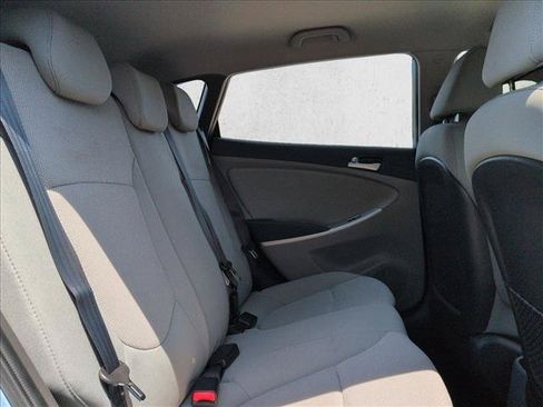 Used 2013 Hyundai Accent GS FWD image 17