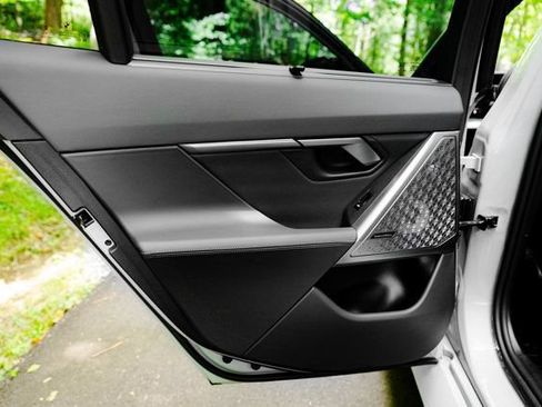 Used 2025 BMW M5 w/ Carbon Package AWD/4WD image 19