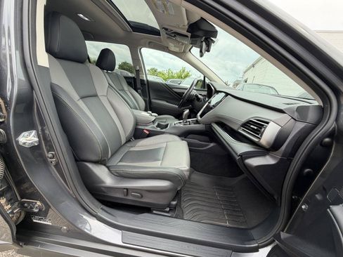 Used 2023 Subaru Outback Onyx Edition XT AWD/4WD image 29