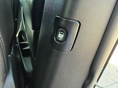 Used 2019 Dodge Grand Caravan GT FWD image 29