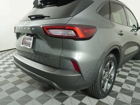 Used 2025 Ford Escape ST-Line FWD image 13