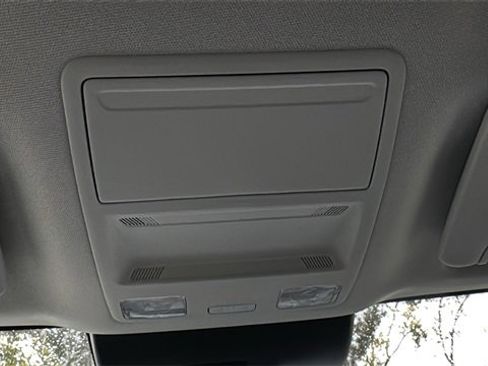 Certified 2022 Ford Maverick XLT w/ Equipment Group 300A Standard image 22