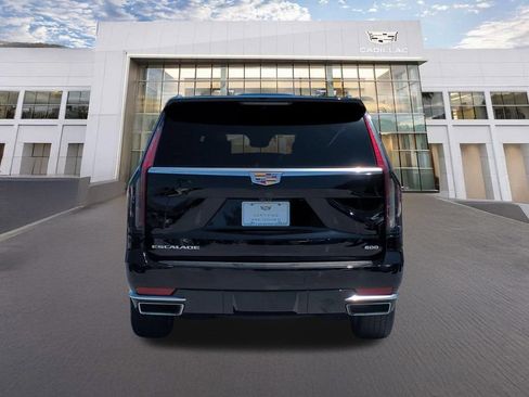 Certified 2023 Cadillac Escalade ESV Premium Luxury w/ Performance Package AWD/4WD image 6