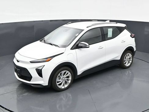 Used 2023 Chevrolet Bolt EUV LT w/ Driver Confidence Package FWD image 30