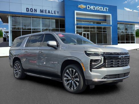 New 2026 Chevrolet Suburban High Country w/ Sun And Tow Package AWD/4WD image 1
