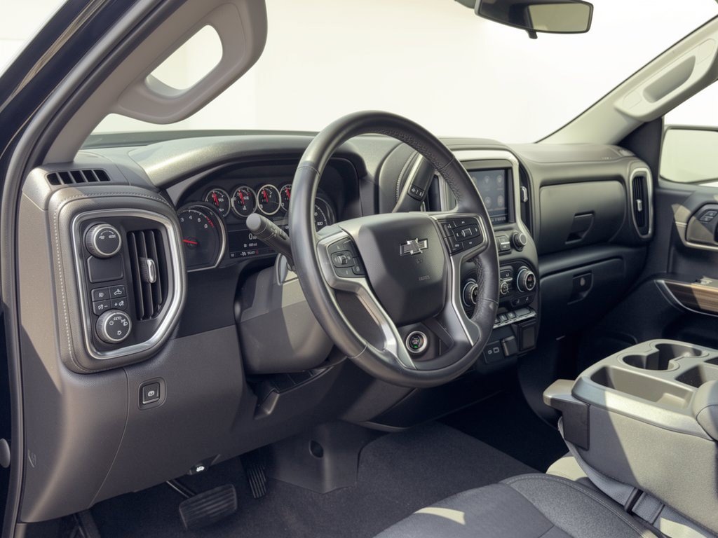 Used 2021 Chevrolet Silverado 1500 RST w/ Bed Protection Package RWD image 4