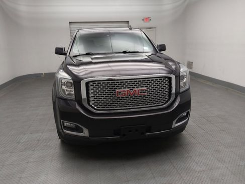 Used 2017 GMC Yukon XL Denali w/ Open Road Package AWD/4WD image 14