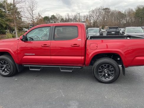 Used 2023 Toyota Tacoma SR5 image 8