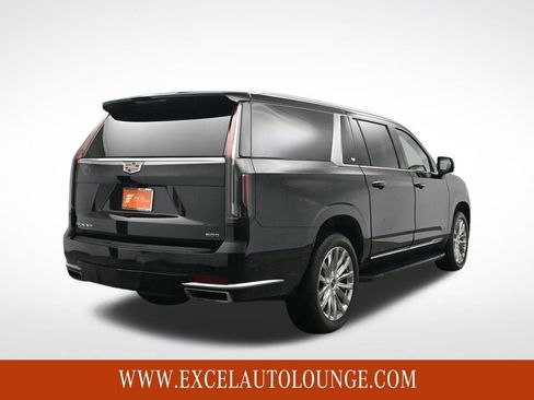 Used 2023 Cadillac Escalade ESV Premium Luxury image 6