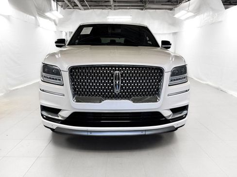 Used 2019 Lincoln Navigator Reserve AWD/4WD image 2