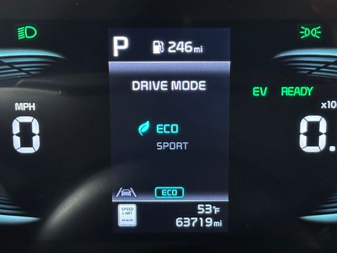 Used 2023 Kia Niro EX Touring FWD image 12