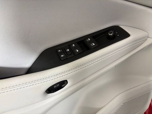 New 2026 Jeep Cherokee Laredo AWD/4WD image 22
