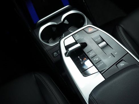 Certified 2025 BMW X1 xDrive28i w/ Technology Package image 19