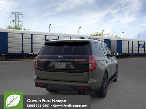 New 2026 Ford Expedition Tremor image 8
