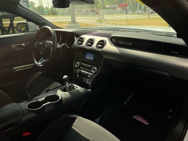Used 2022 Ford Mustang GT RWD image 26
