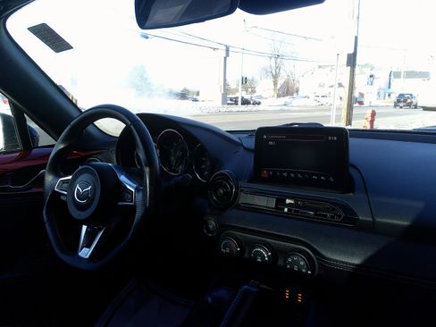 Used 2020 MAZDA MX-5 Miata Club w/ Brembo/BBS Recaro Package image 21