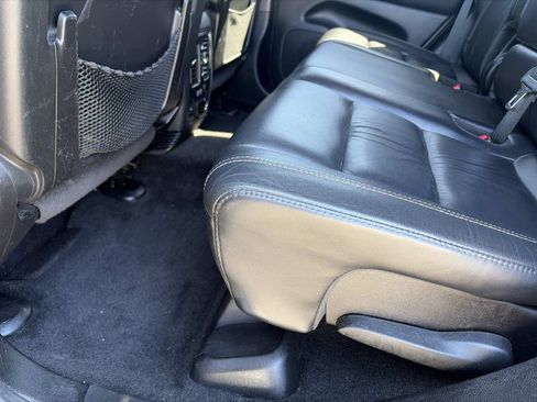 Used 2014 Jeep Grand Cherokee Limited w/ Trailer Tow Group IV AWD/4WD image 12