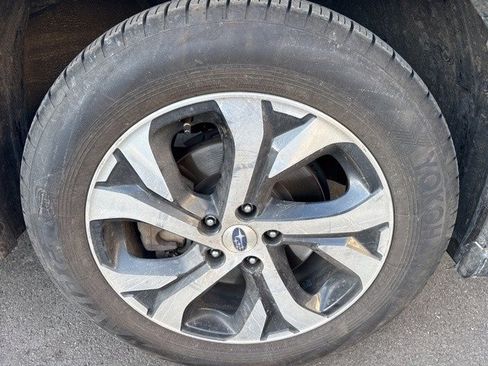 Used 2021 Subaru Outback Touring XT image 14