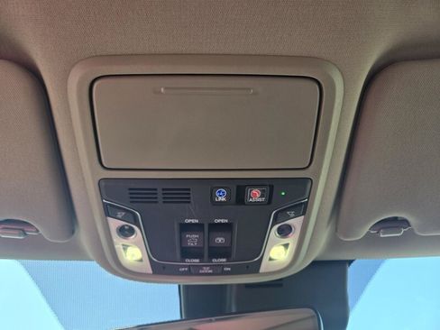 Used 2022 Honda Pilot Elite image 18